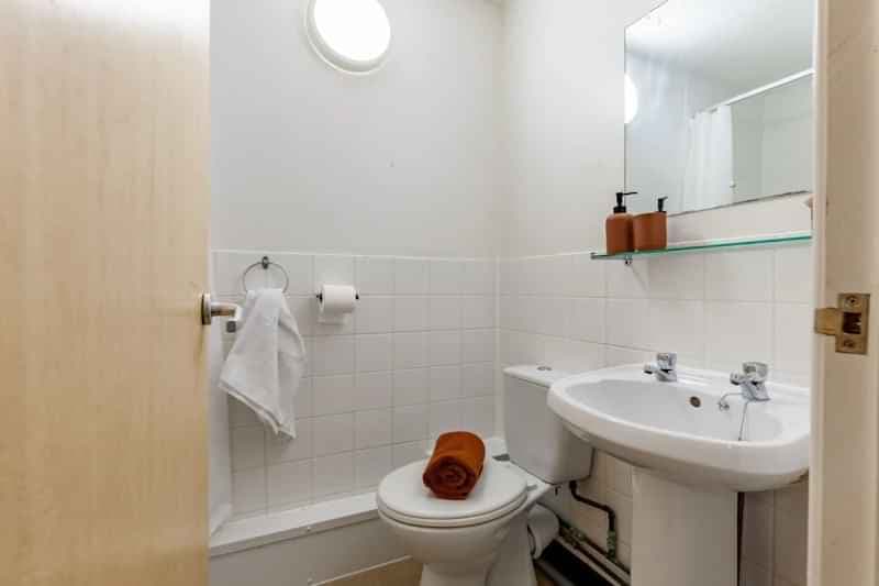 Ensuite - Image 4