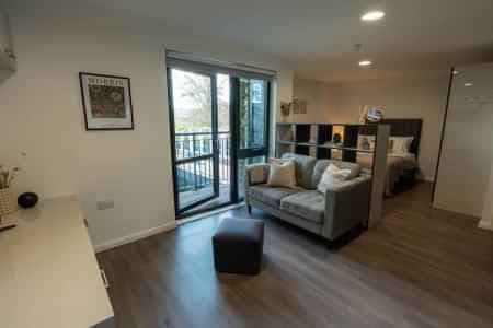 Studio Apartment BTR - Non-Student - Image 2
