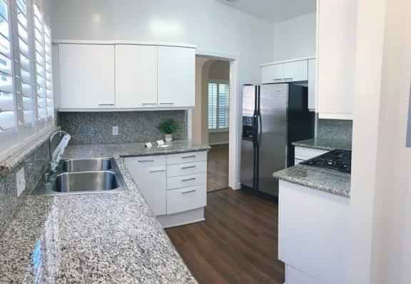 2 Bed 1.5 Bath - Image 4