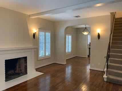 2 Bed 1.5 Bath - Image 11