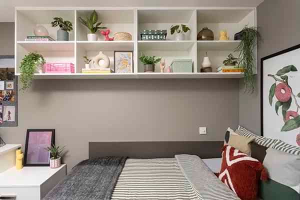 Classic Ensuite  - Image 2