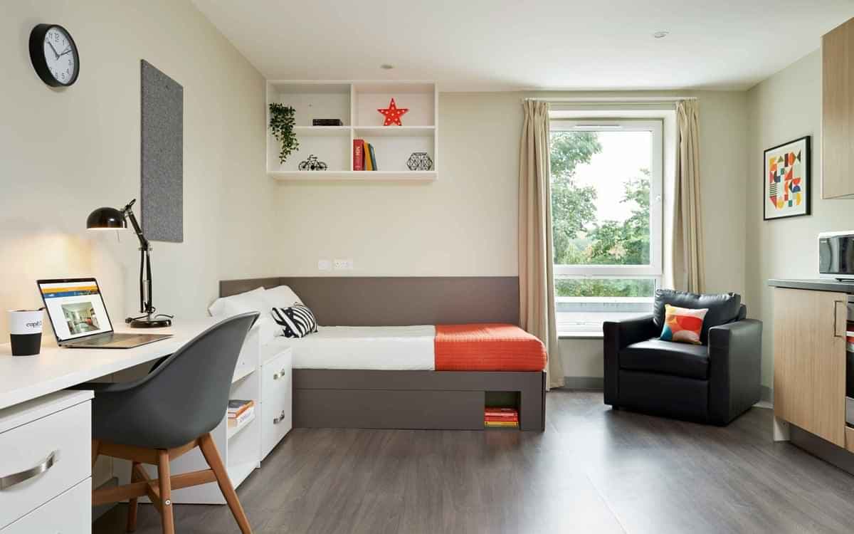 Classic Studio - Image 1