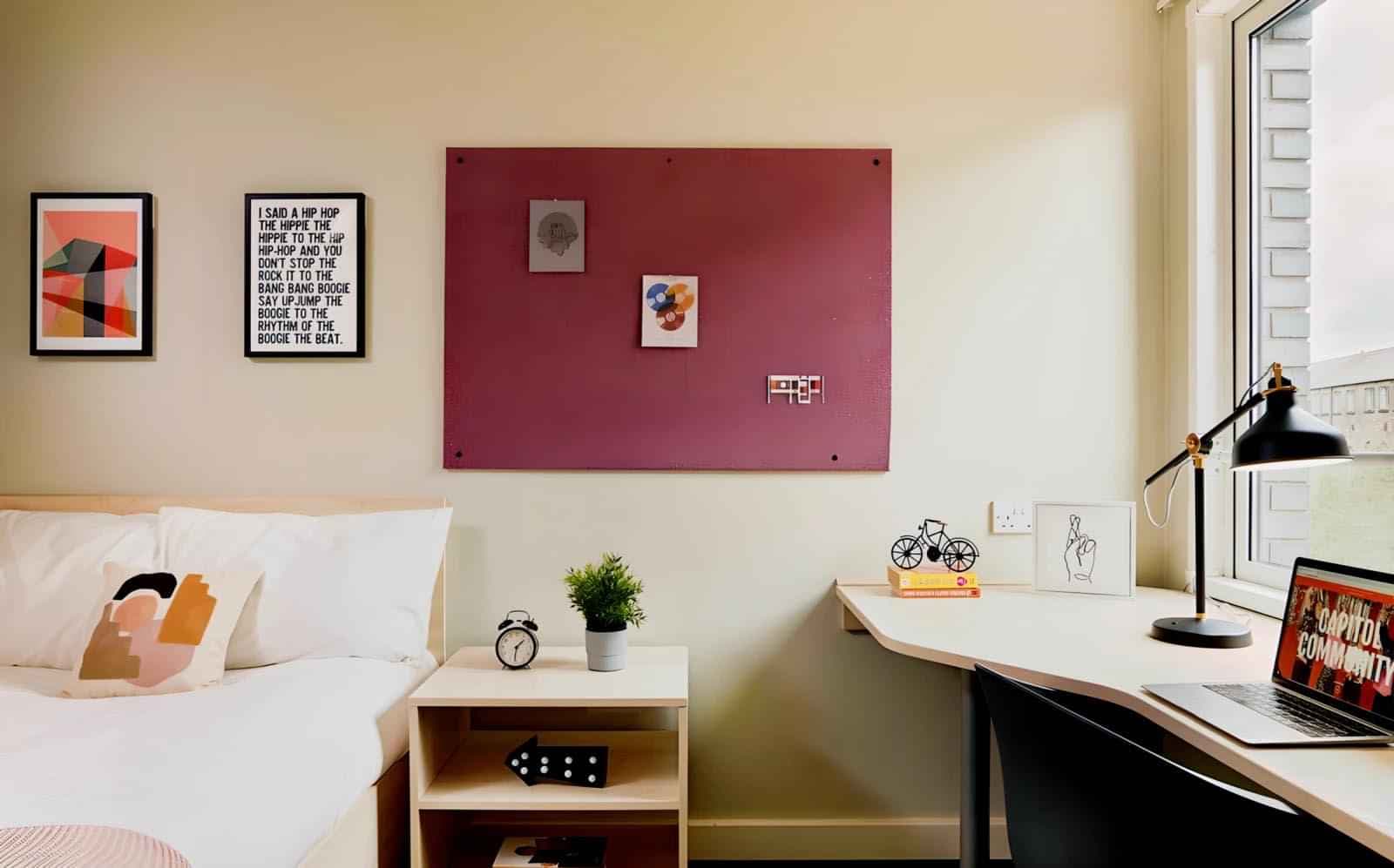 Premium En-suite - Image 1