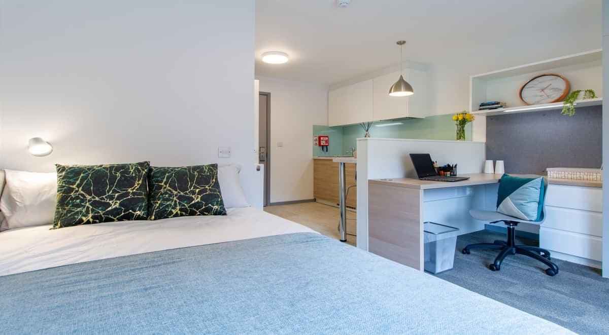 Classic Studio - Image 1