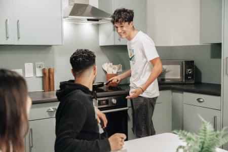 Bronze En Suite - Image 3