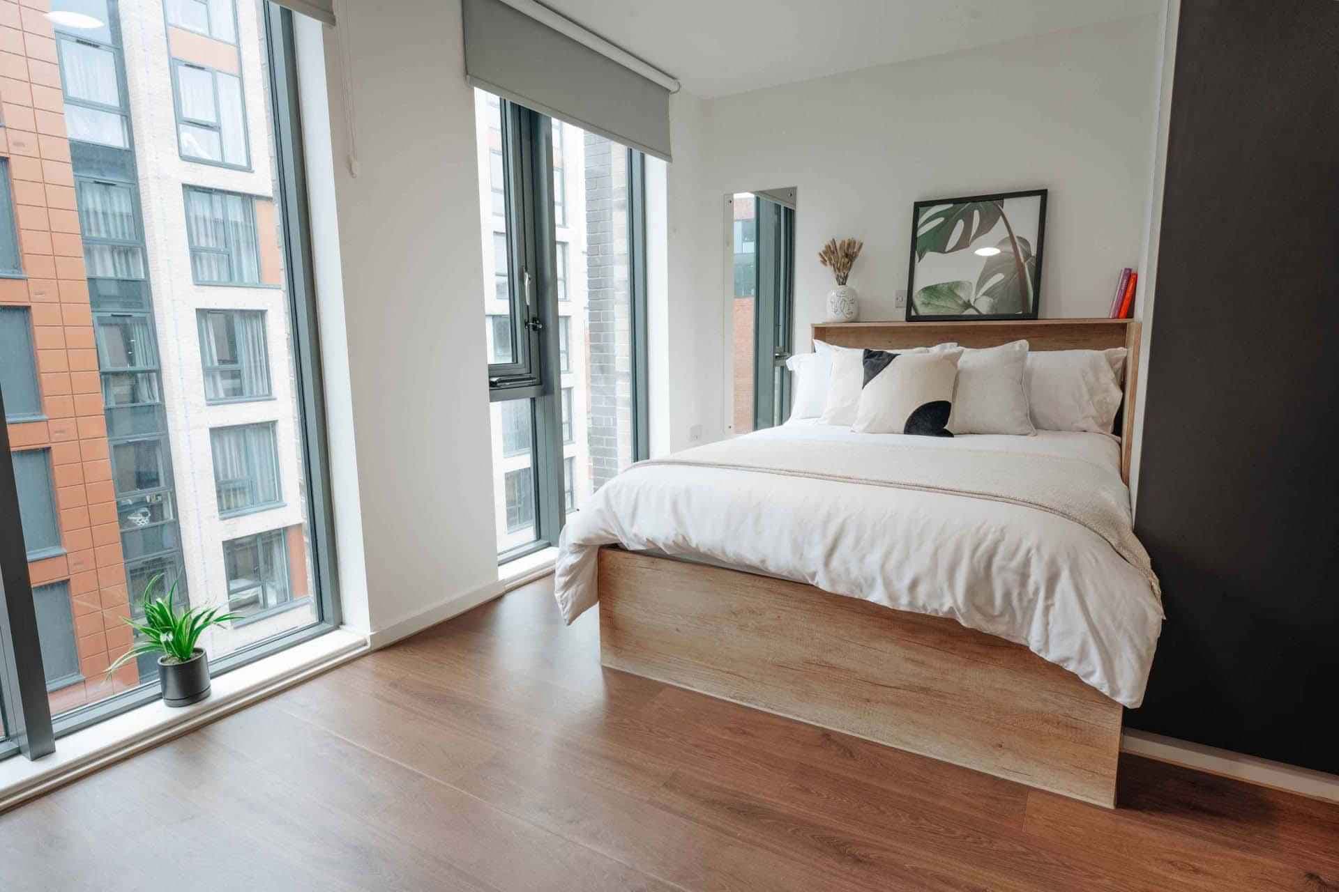 Gold Studio - Image 8