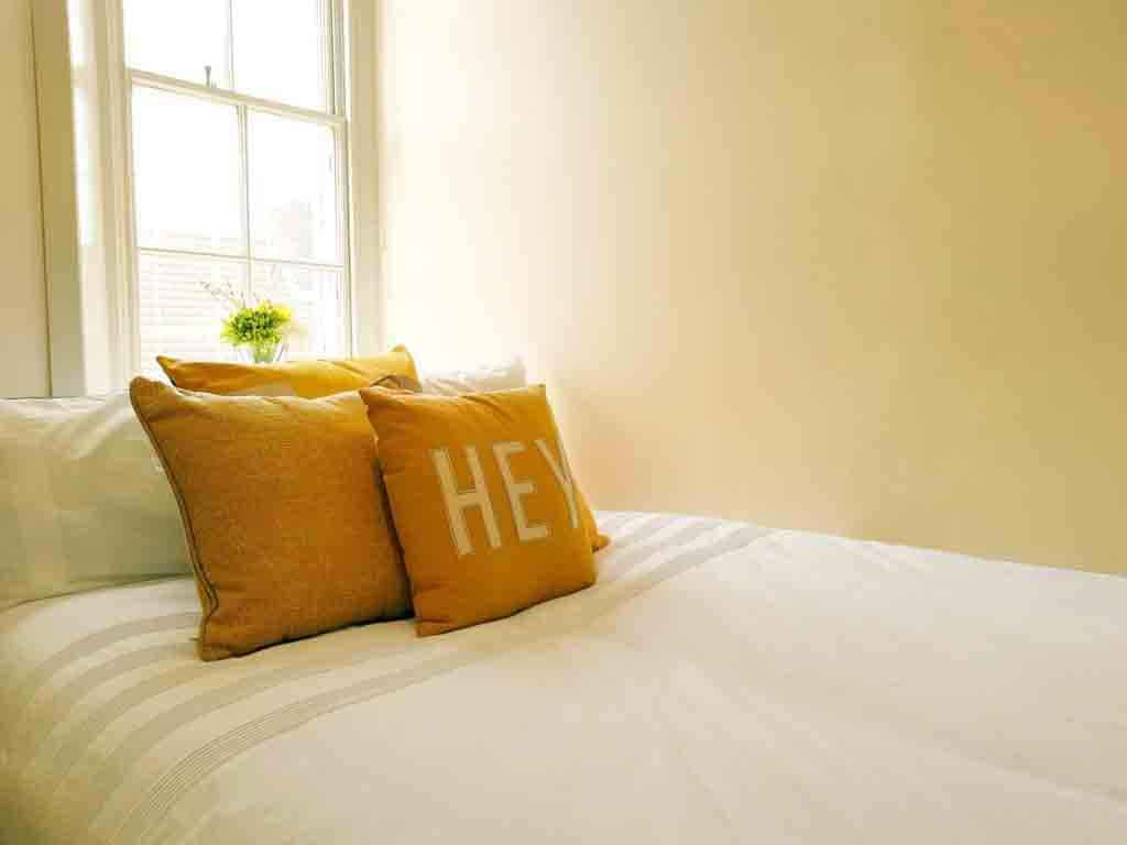 Bronze Non Ensuite | 3 – 7 Bed Flat - Image 2