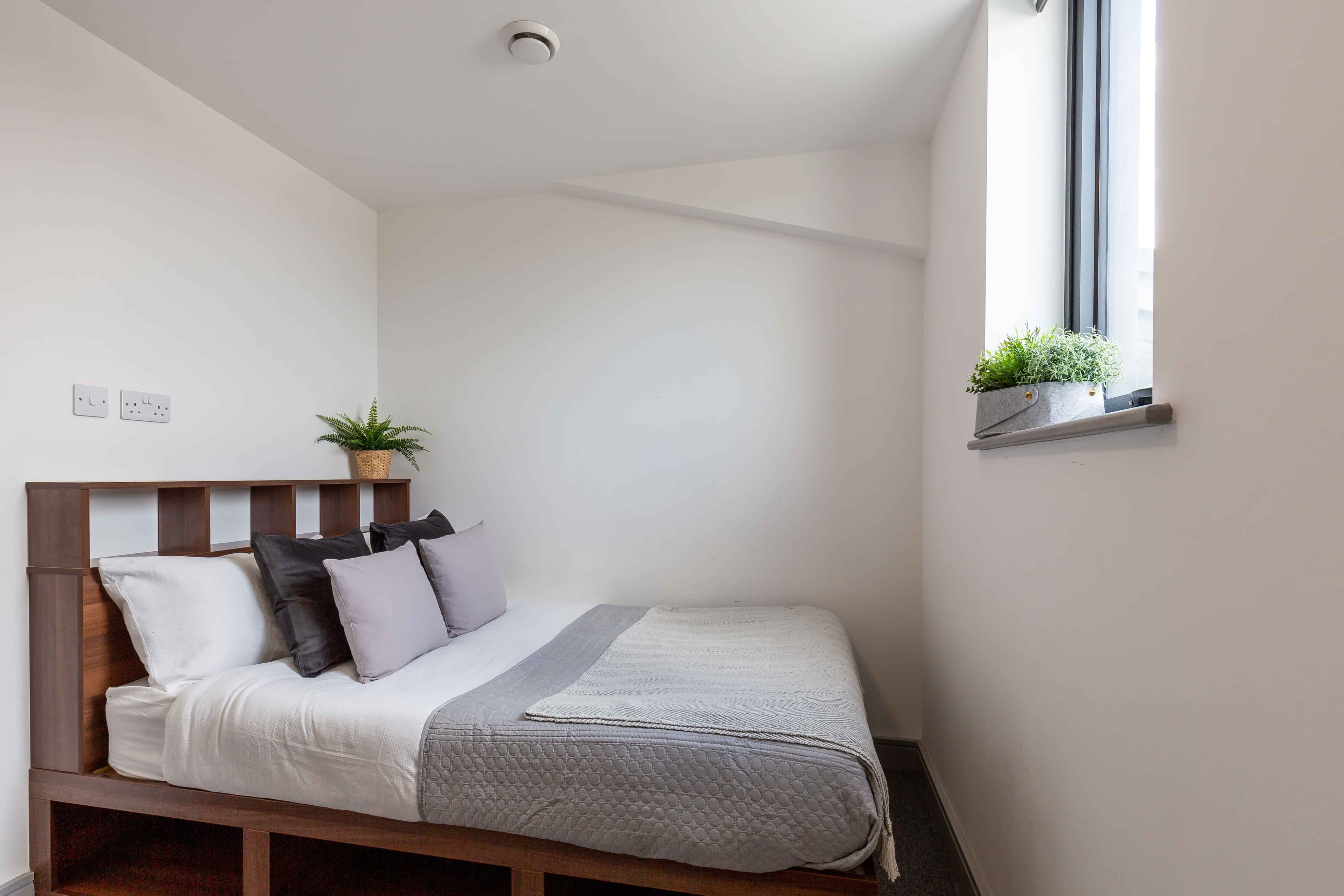 Premium Ensuite - Image 3