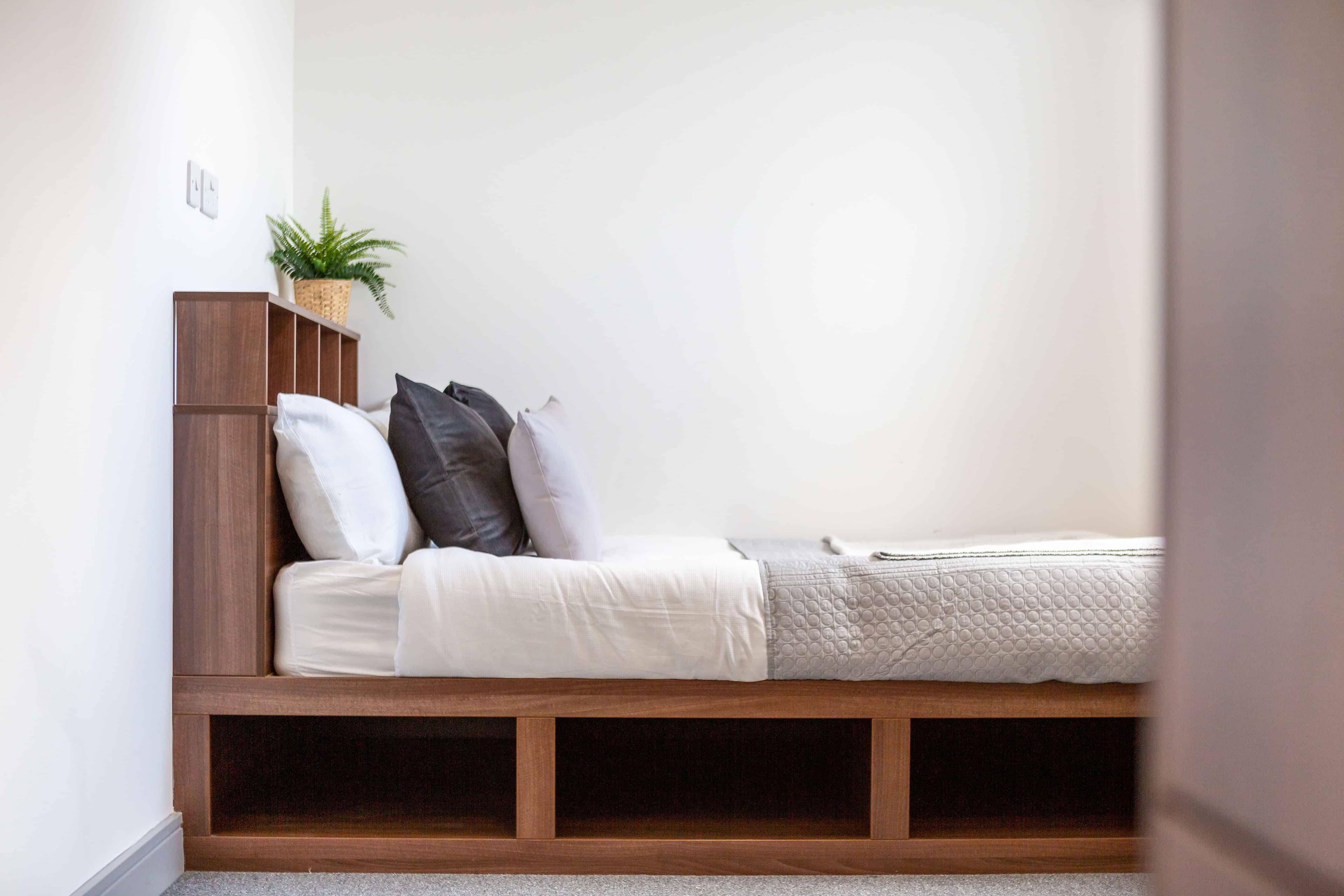 Premium Ensuite - Image 17