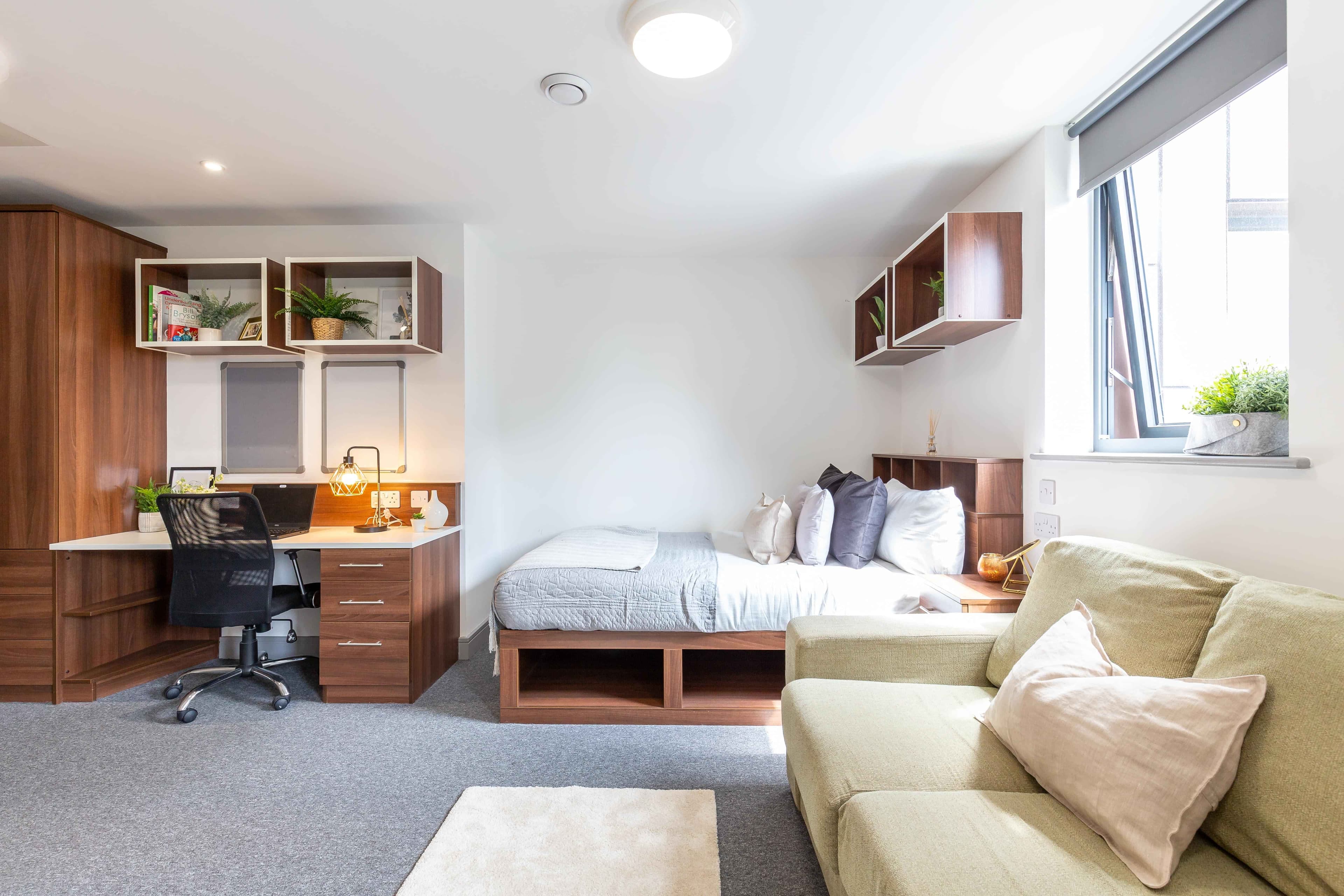 Standard Plus Studio - Image 30