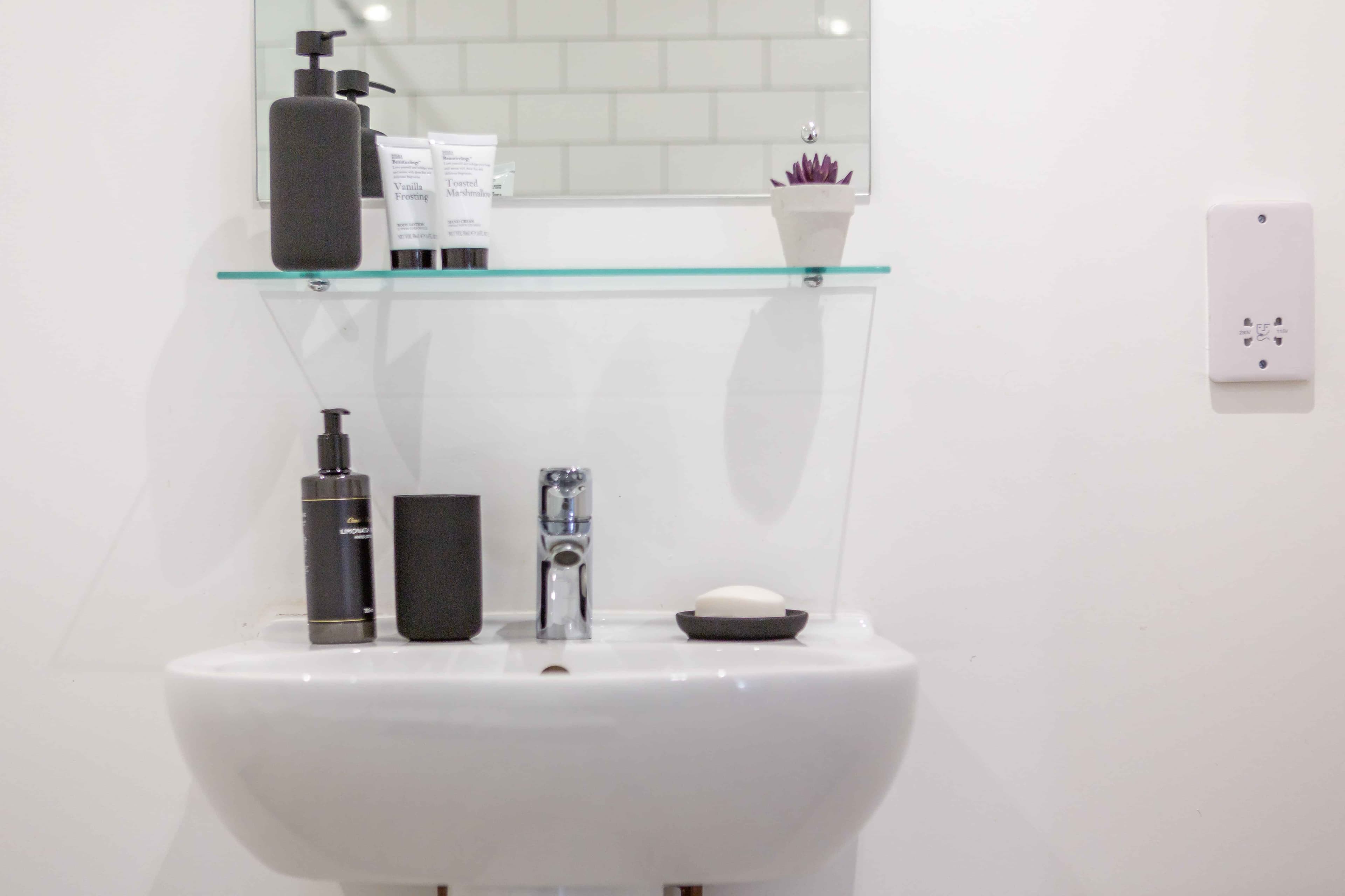 Standard Plus Studio - Image 19