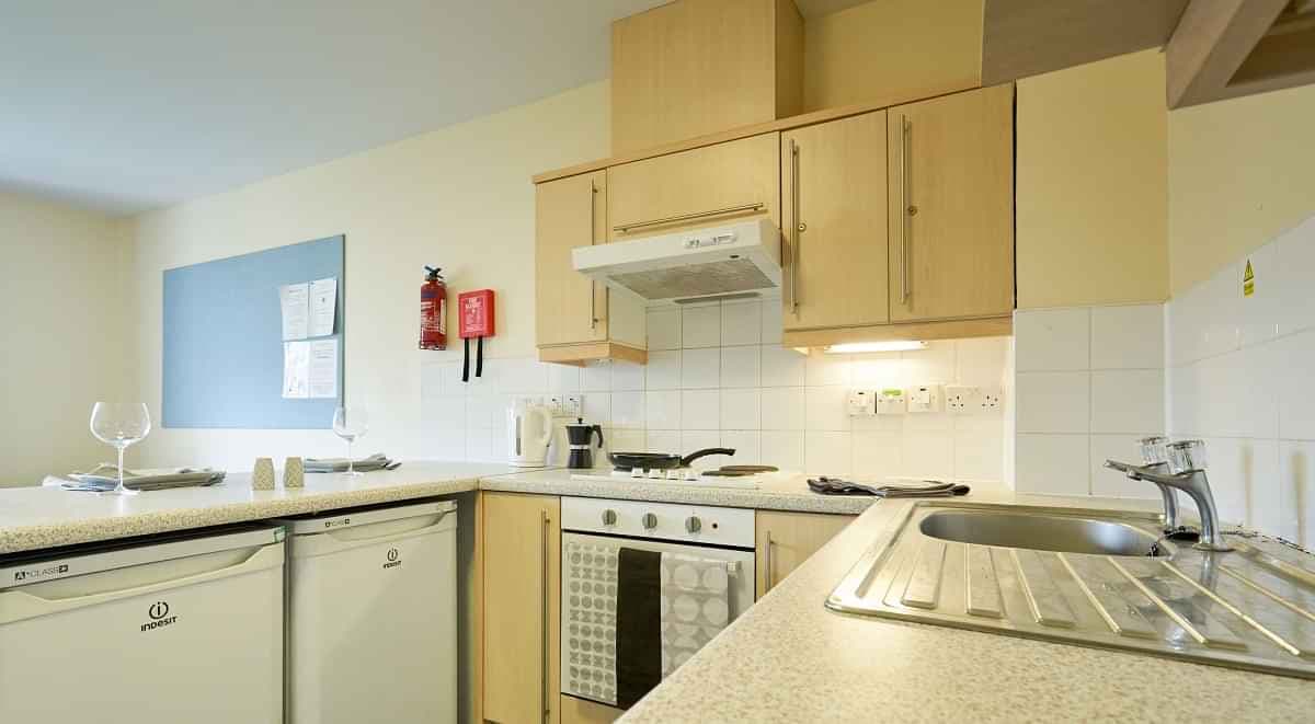 Deluxe Ensuite - Image 6