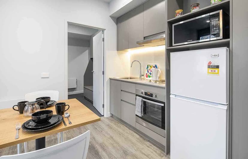 1 Bedroom Apartment - Image 3