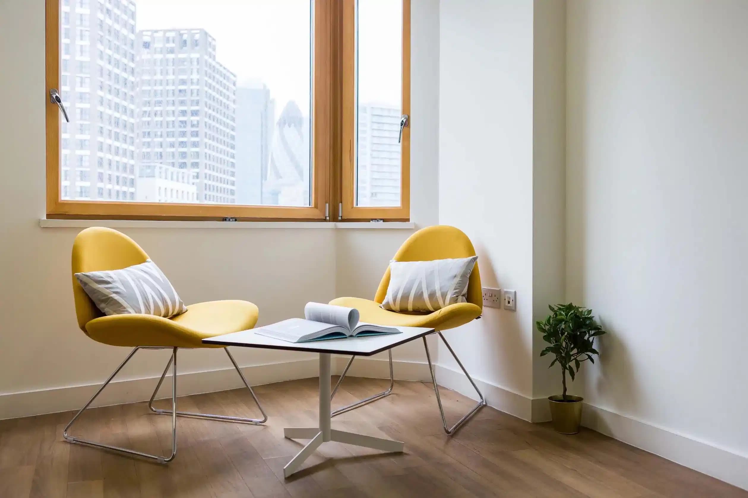 Bronze Twin Ensuite Mid Level Street View - Image 2