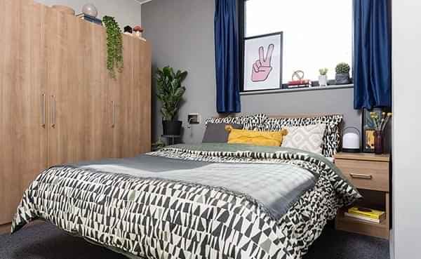 Classic One Bedroom Flat - Image 1