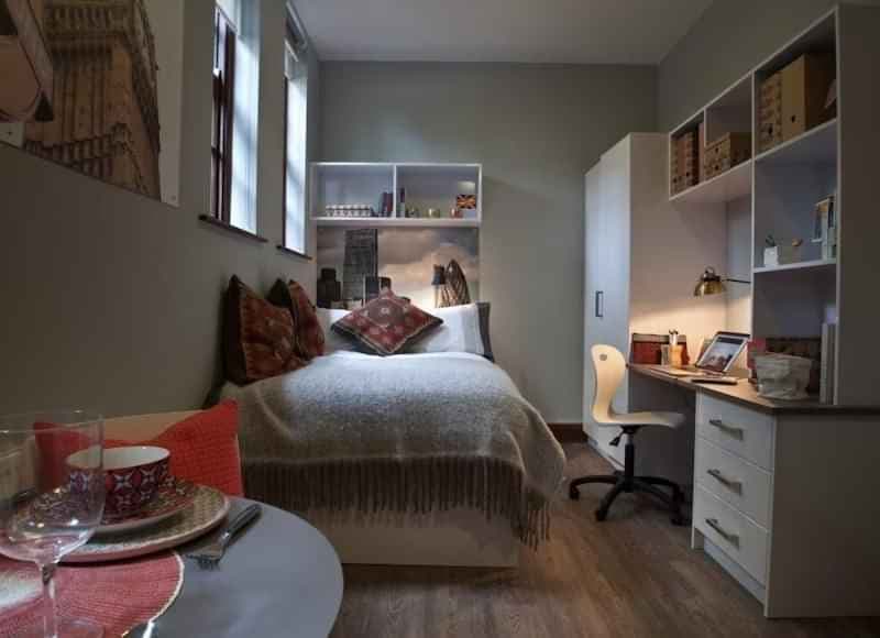 Small Studio - Image 1