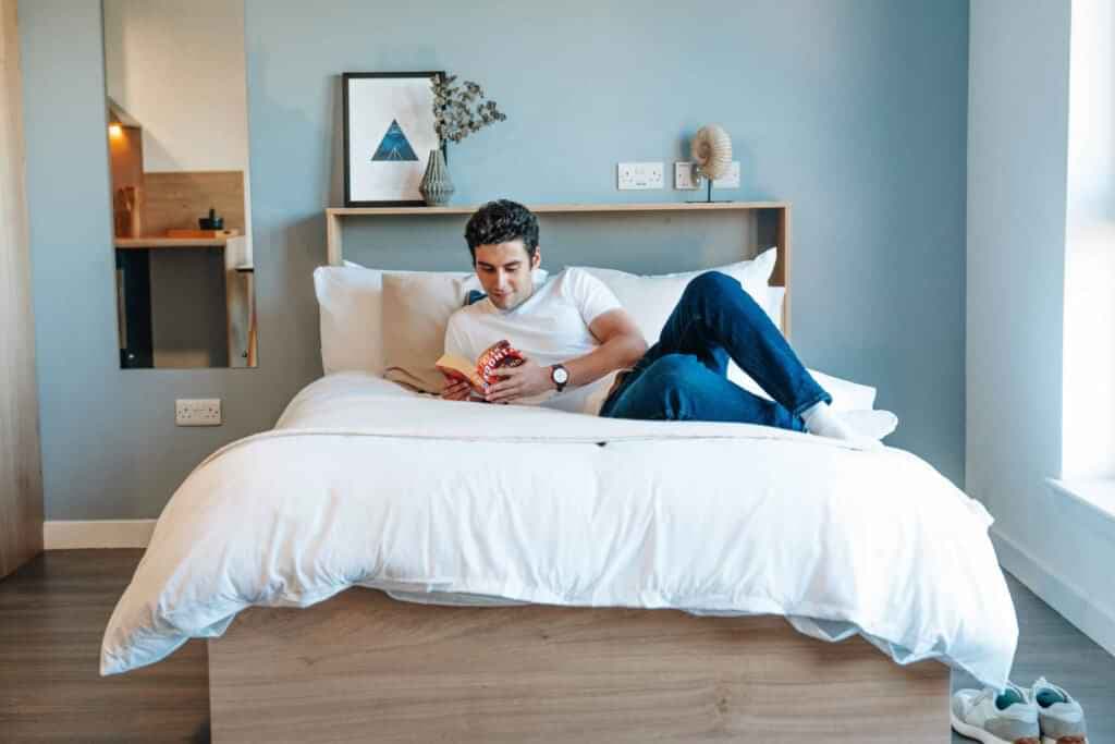 Gold Studio - Image 1