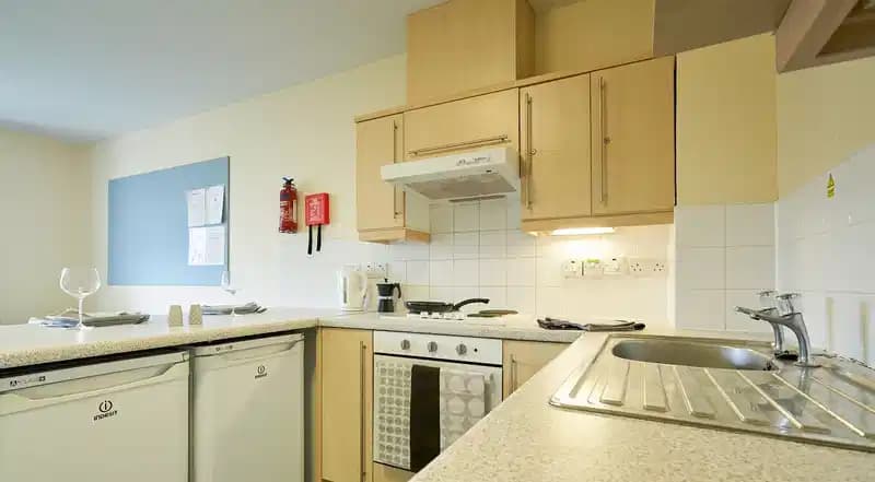 Deluxe Double Ensuite - Image 6