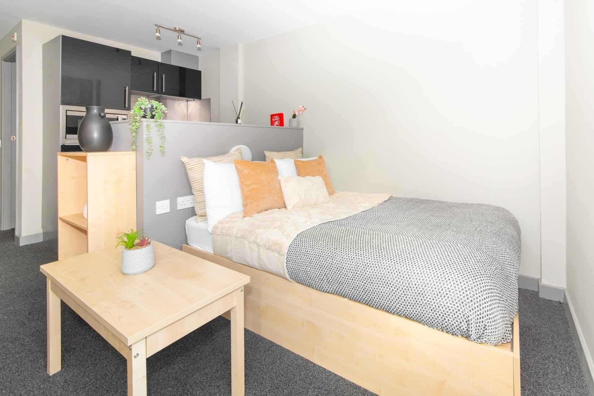 Premium Studio - Image 1