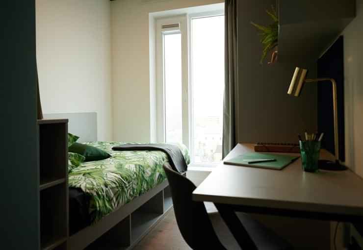 Platinum Ensuite - Image 1