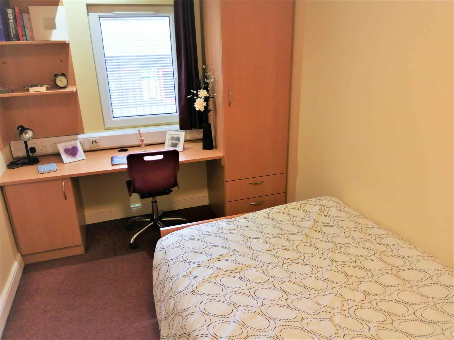 Premier En-Suite - Image 2