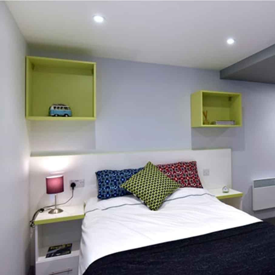 Executive Gold Studio - Image 1