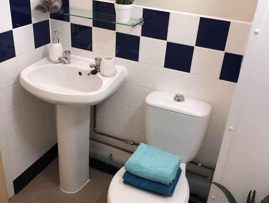 Premier Luxe En-Suite - Image 2