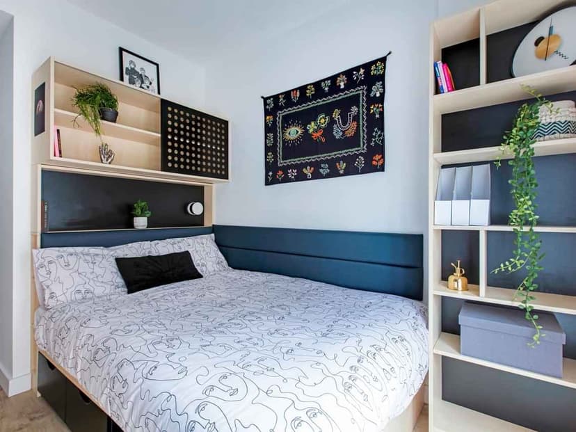 Premium Ensuite - Image 1