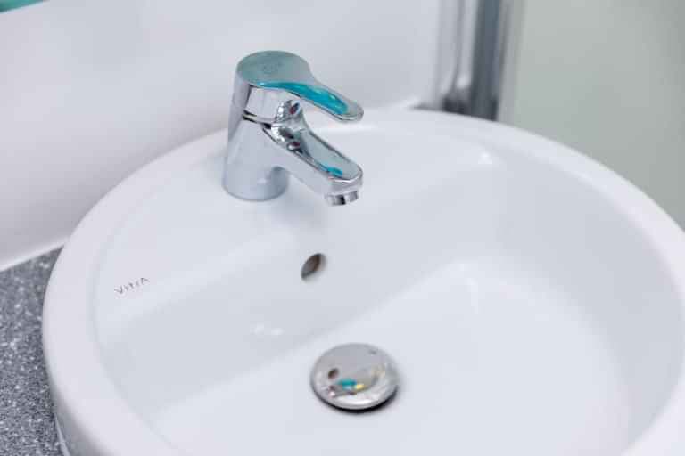 Classic Ensuite - Image 4