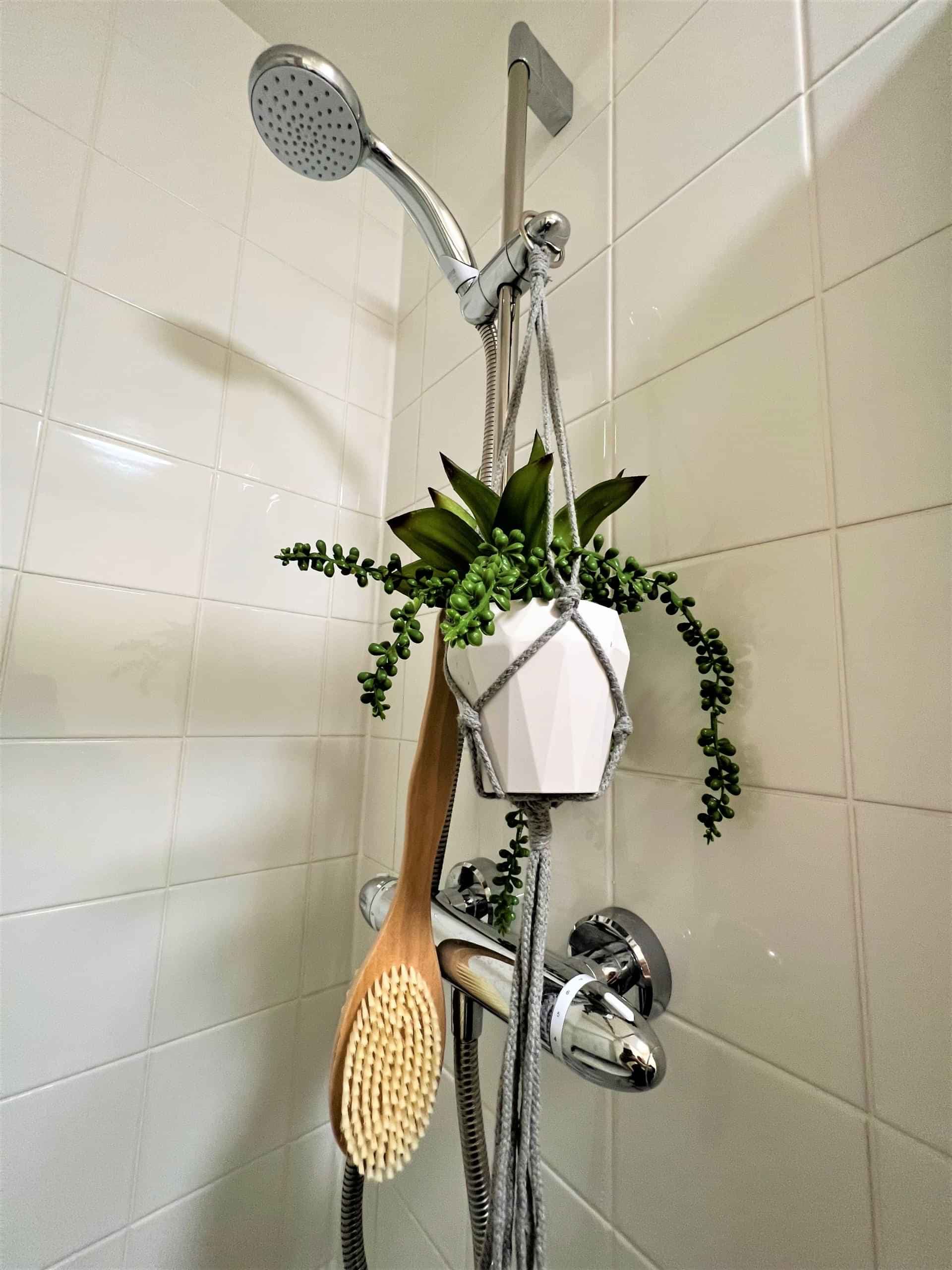 Deluxe En-Suite - Image 2