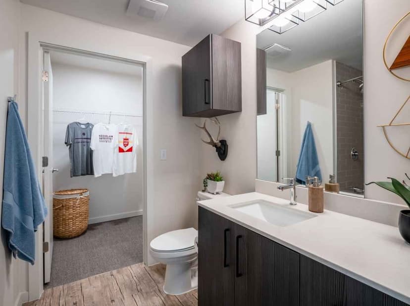 4 Bedroom 4 Bathroom - Image 2