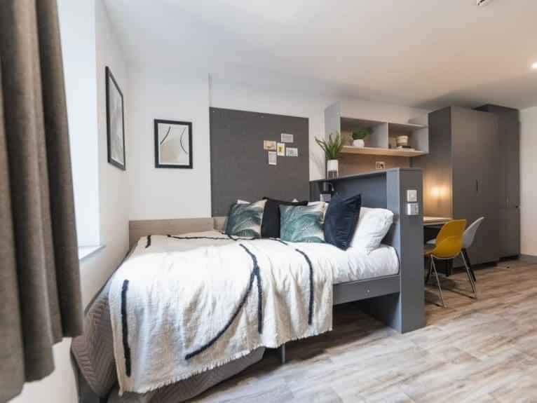 Classic Studio - Image 1