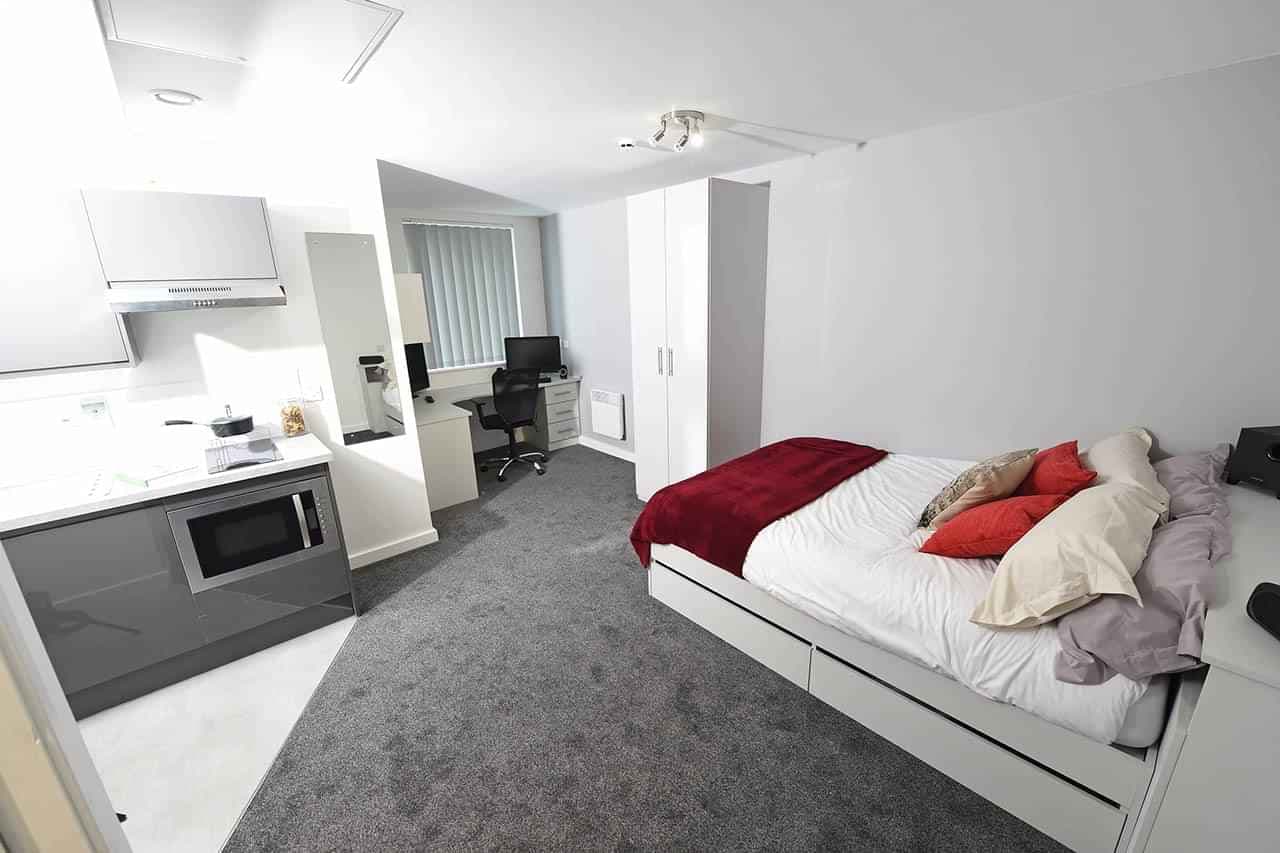 Premium Studio  - Image 1