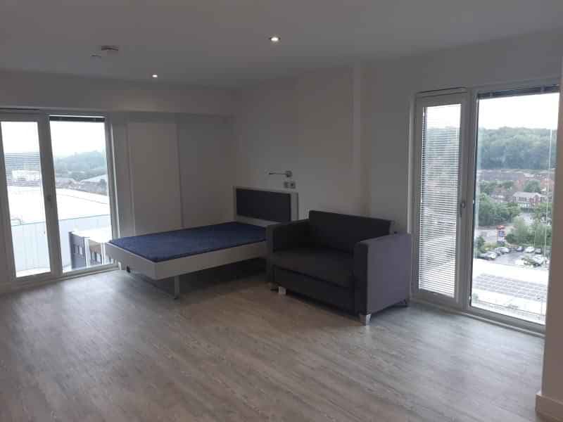 Ultimate Studio  - Image 1