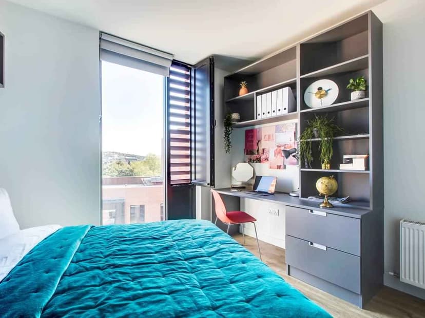 Classic Plus Ensuite - Image 2
