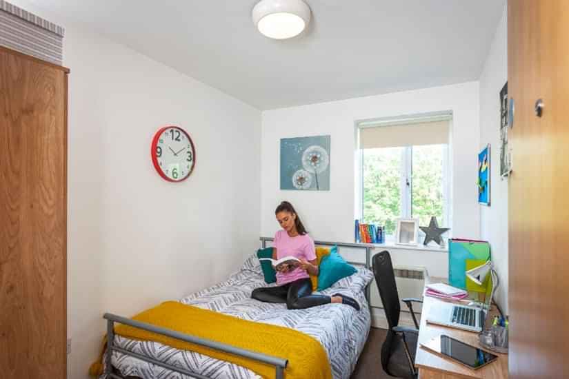 Bronze Room - Image 1