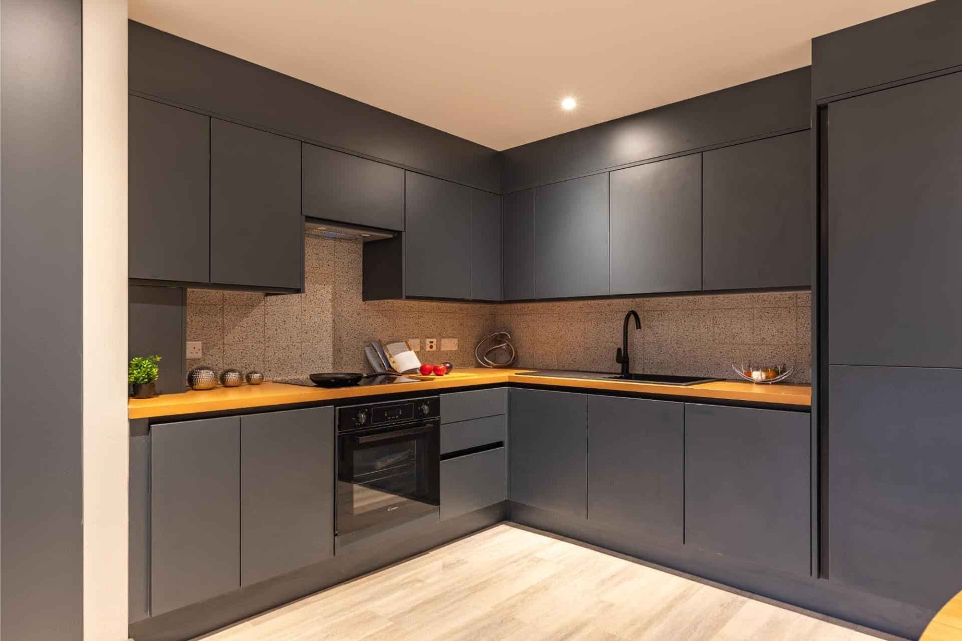 7/8 Bed Ensuite - Image 10