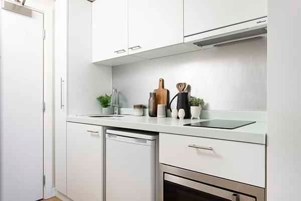 Premium Range 2 Studio - Image 2