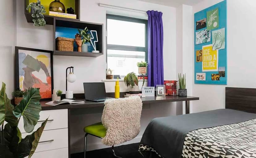 Classic Ensuite - Image 3