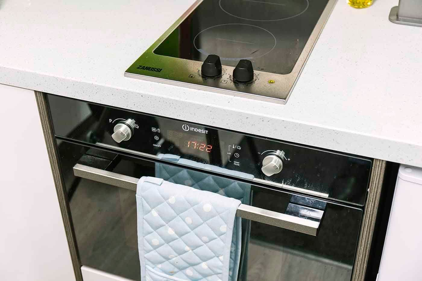 Premium Range 2 Studio - Image 5