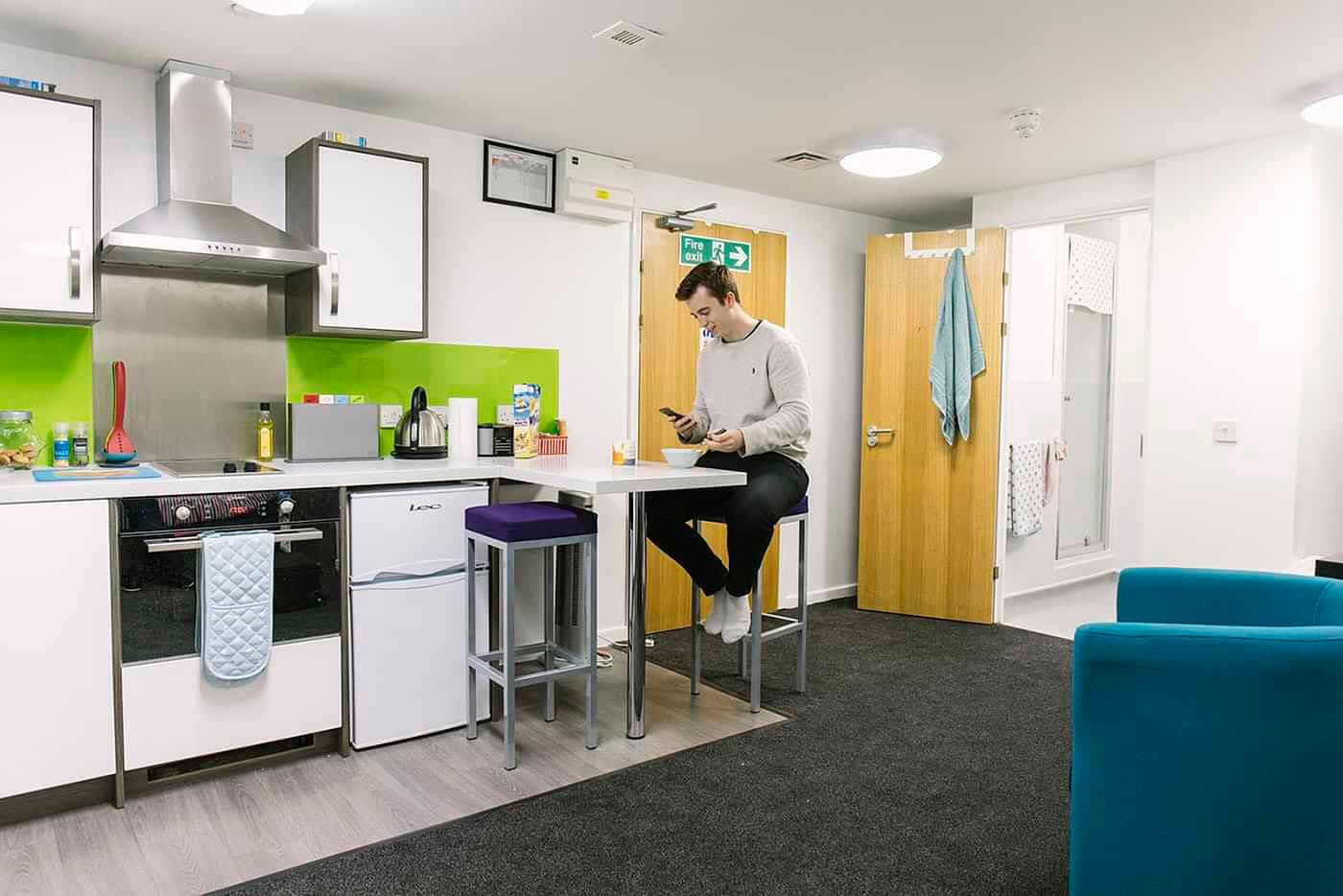Premium Range 2 Studio - Image 4