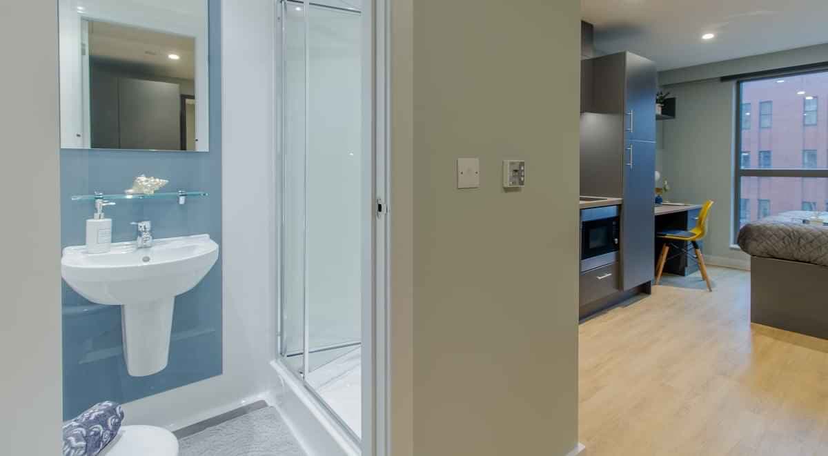 Premium Studio - Image 2