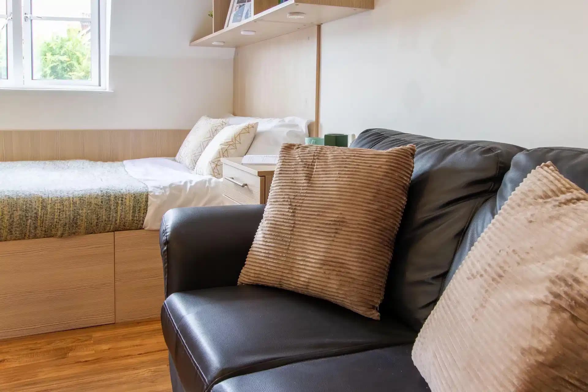 Platinum Studio - Image 3