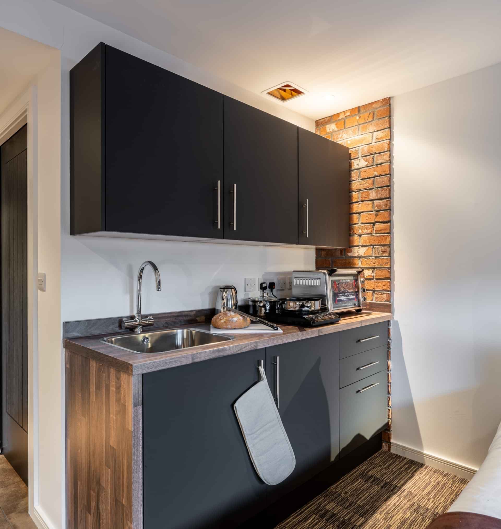 Gold Plus Studio - Image 2