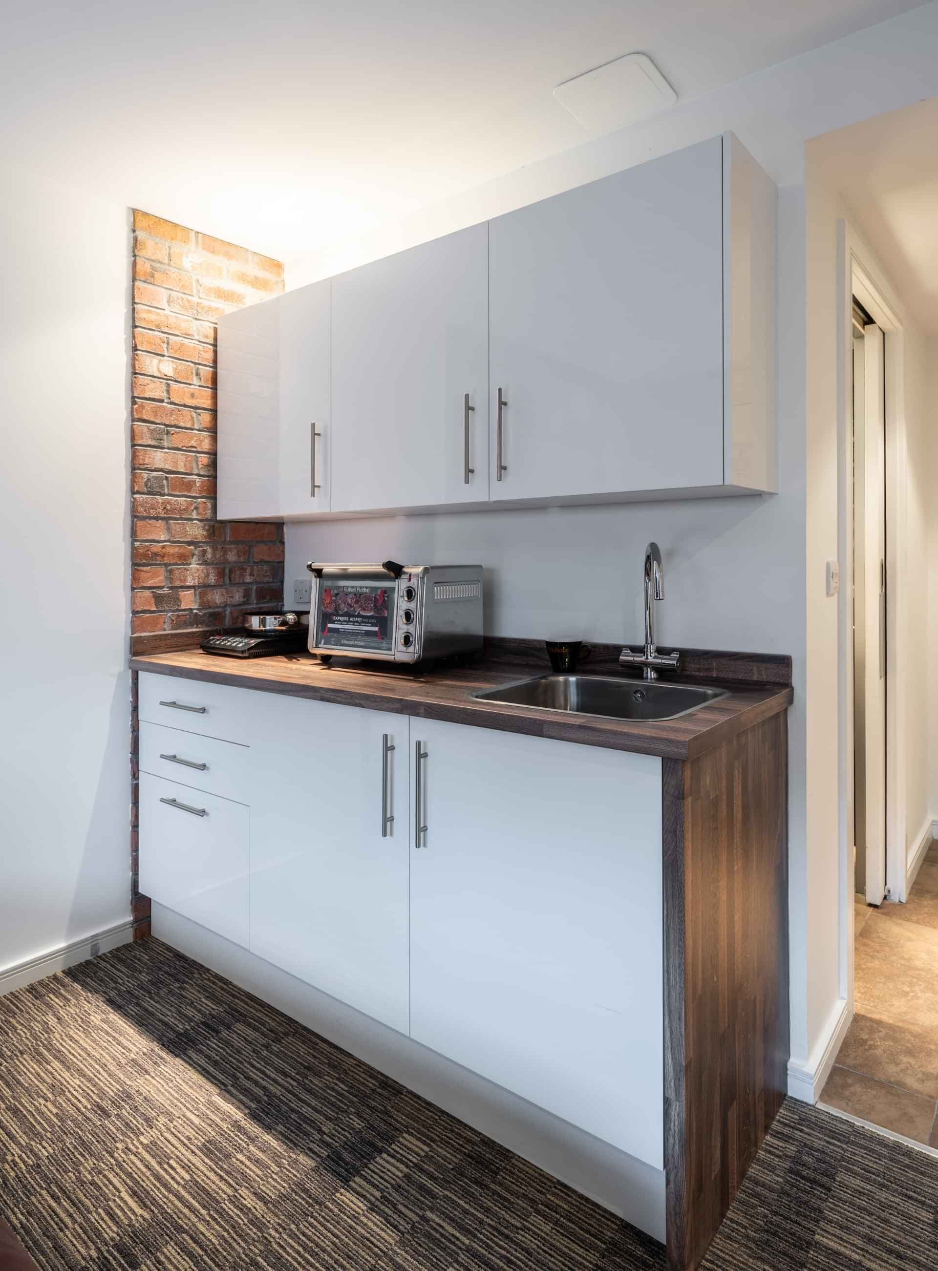 Silver Studio - Image 5