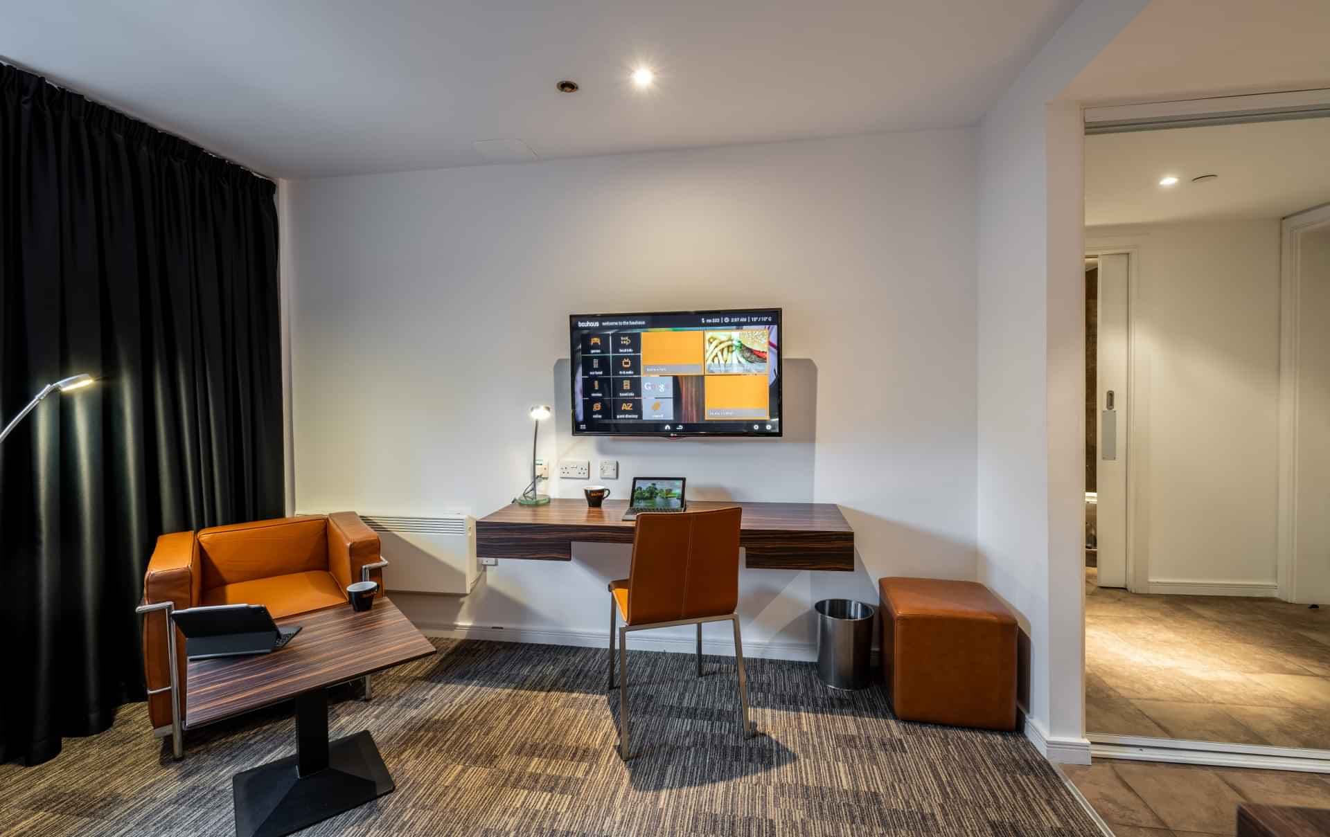 Silver Studio - Image 3