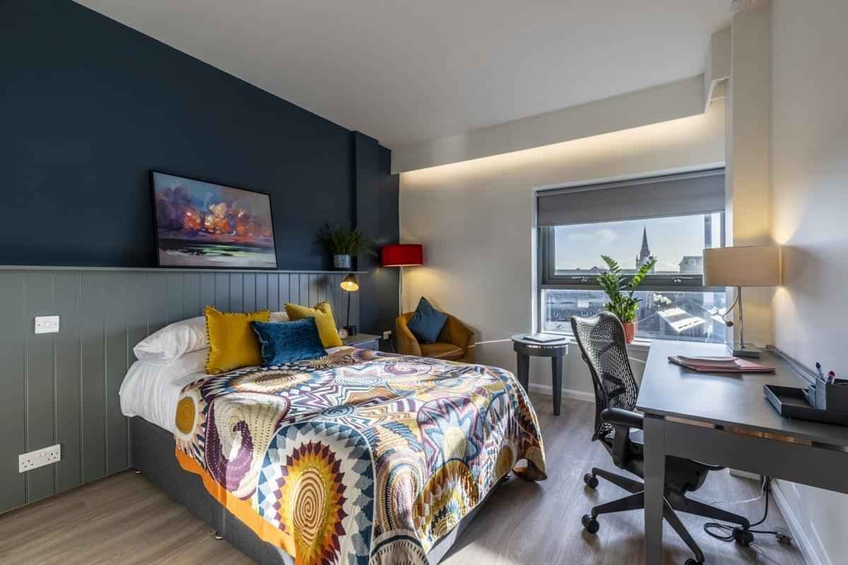 Silver Plus Studio - Image 1