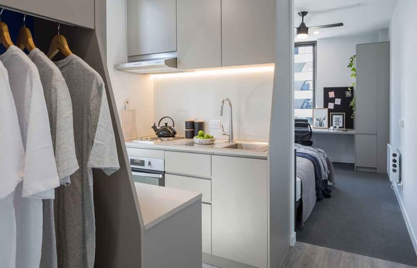1 Bedroom Studio Premium - Image 3