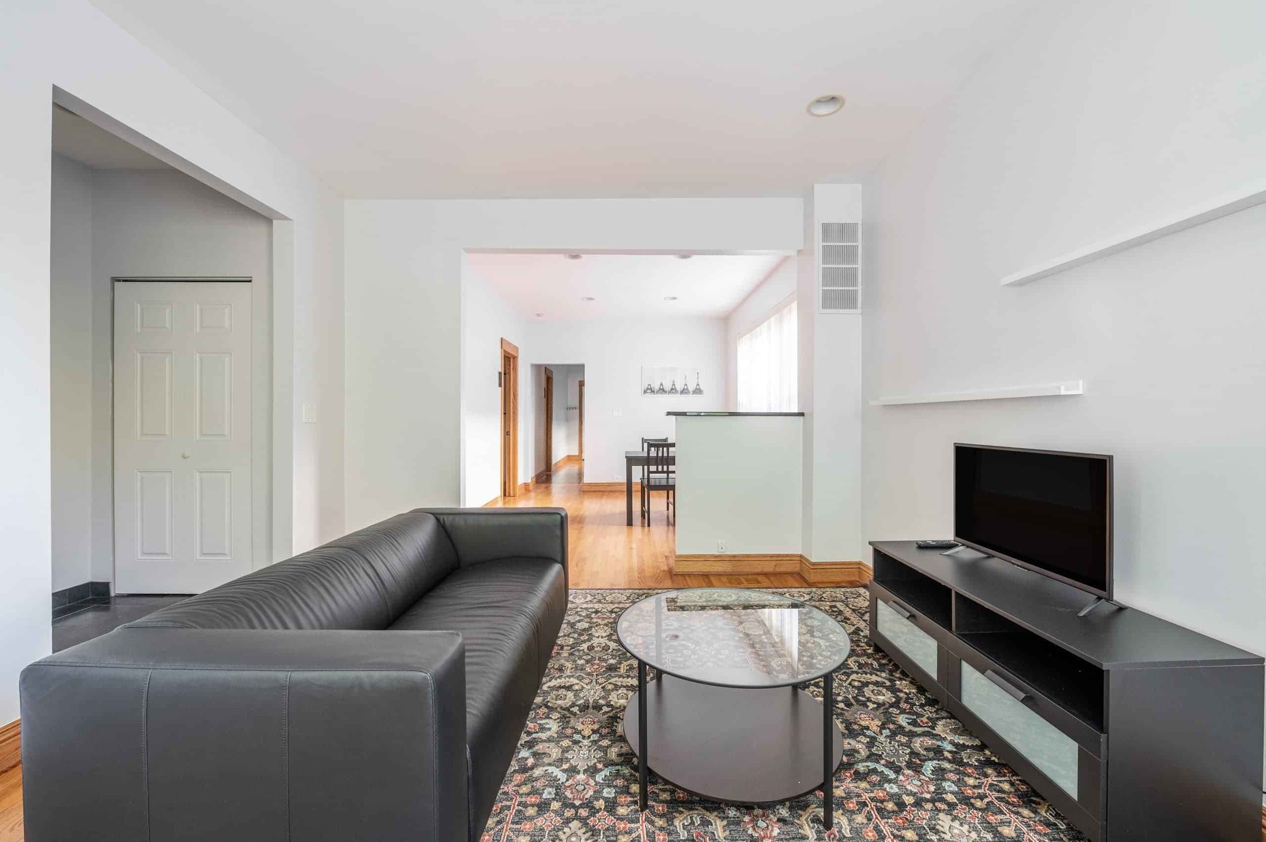 #1568D : Logan Square - Image 8