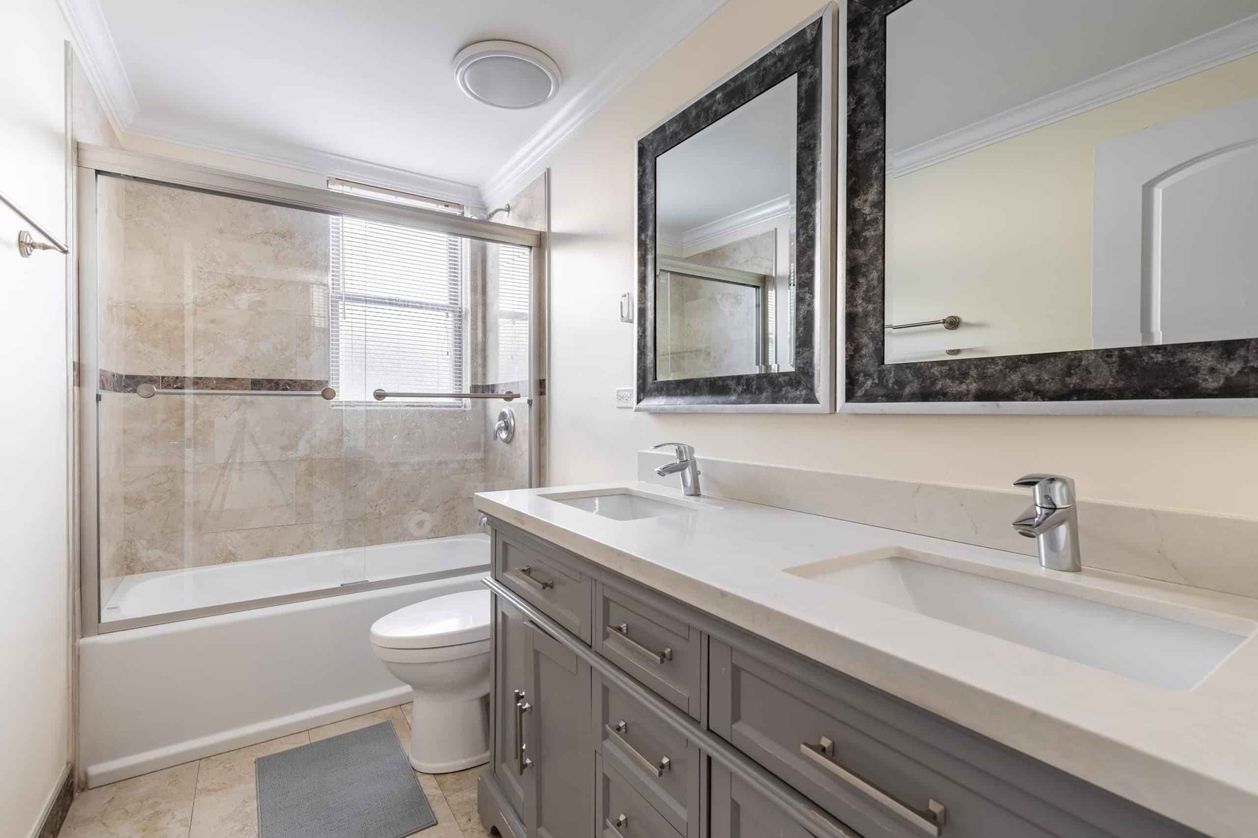 #1598D : Irving Park - Image 12